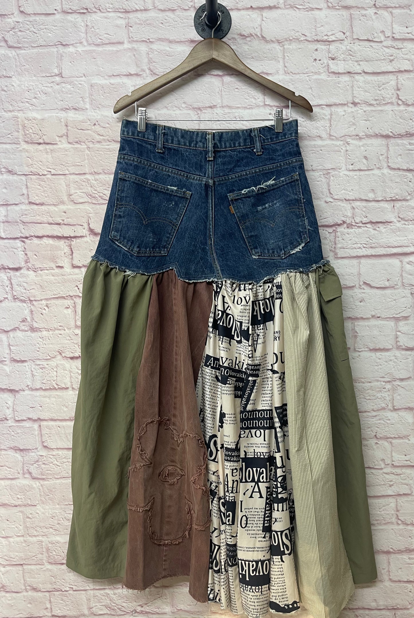 Levi’s skirt