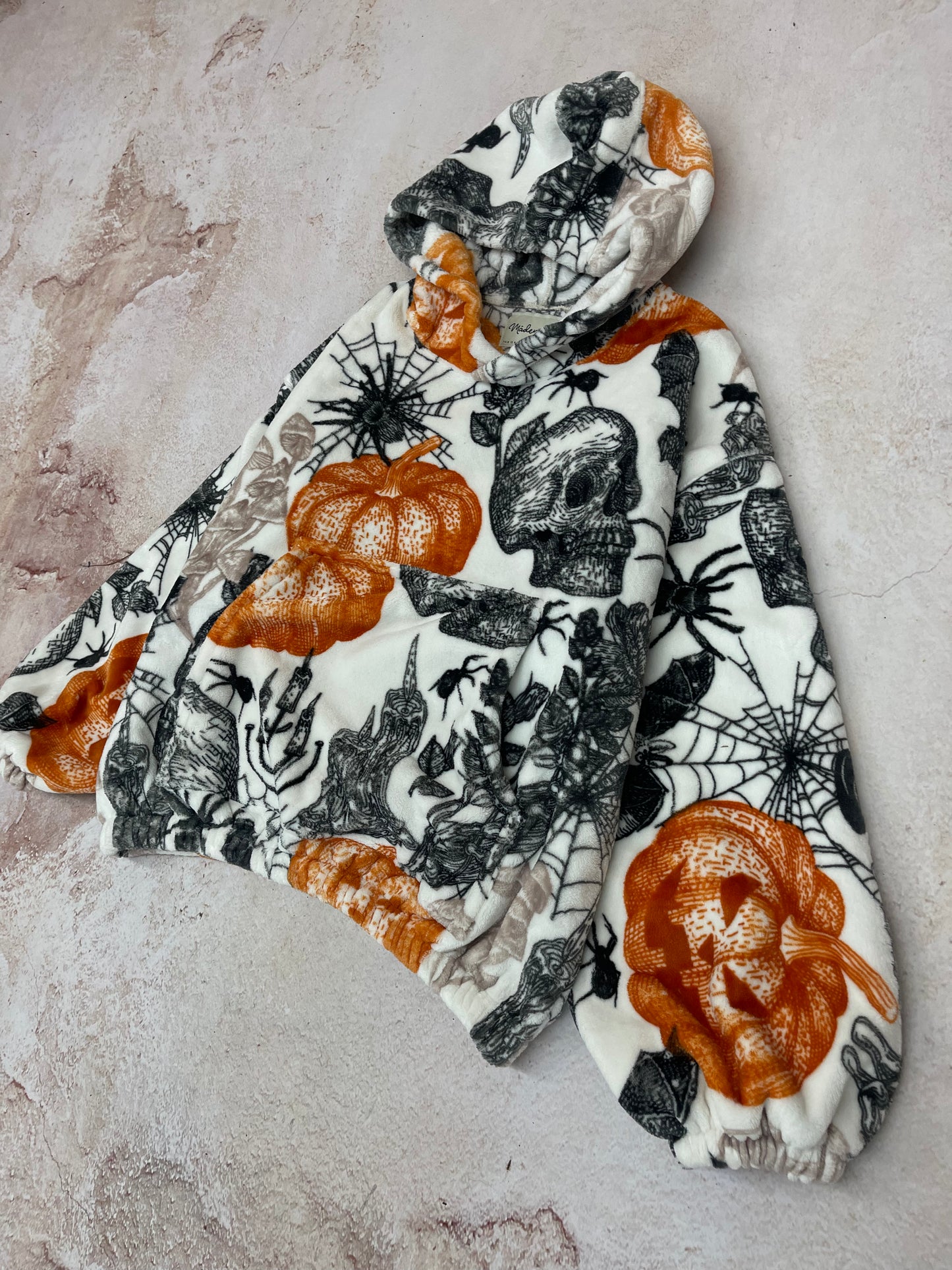 Spooky (up to XL)