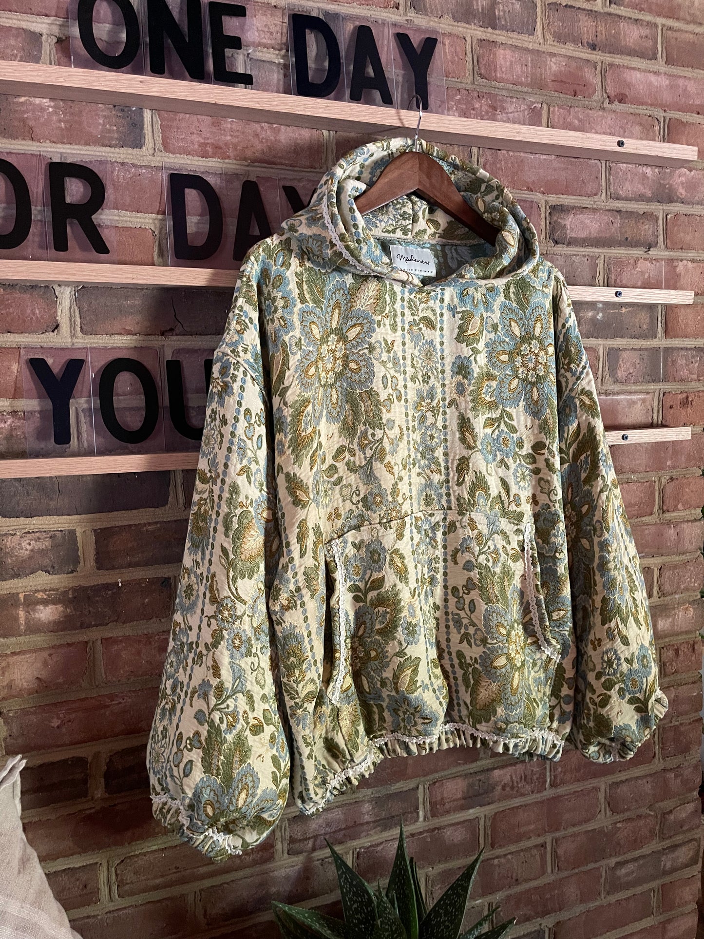 Spring Floral (up to XL)