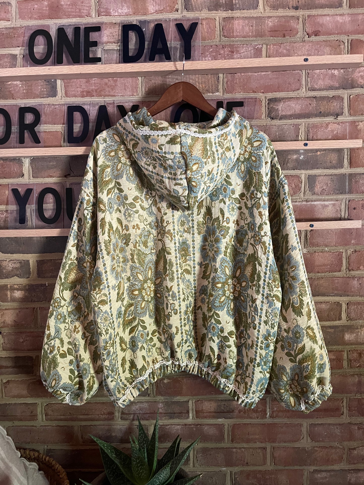 Spring Floral (up to XL)